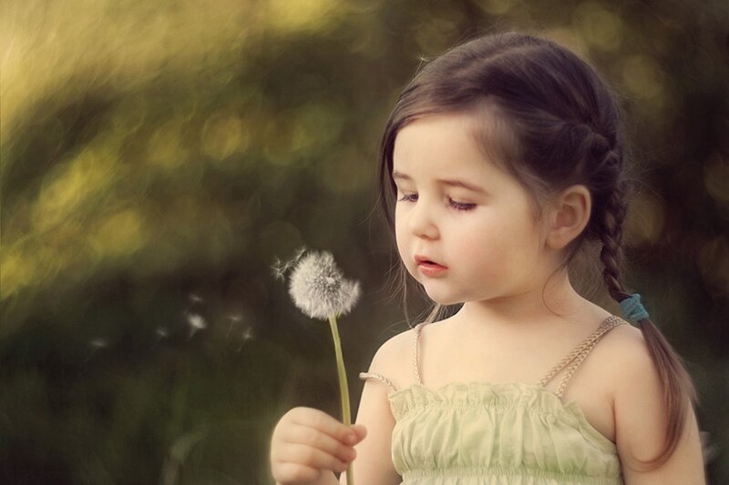 Young Girl with Dandelion — Green, Serene