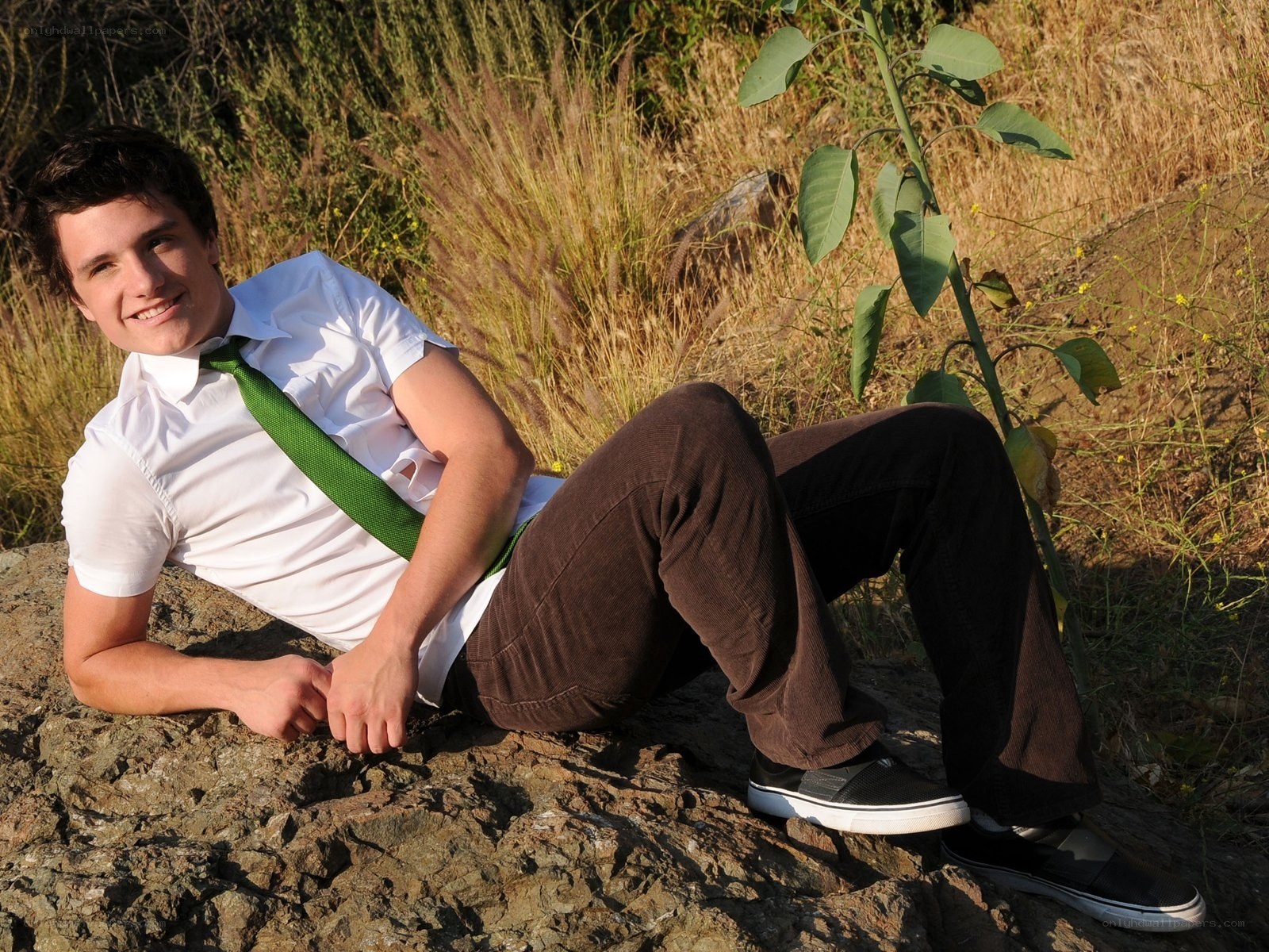 Young man in white shirt