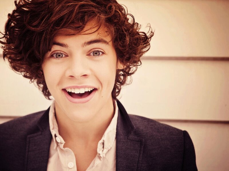 Young Man with Curly Hair — Brown, Happy