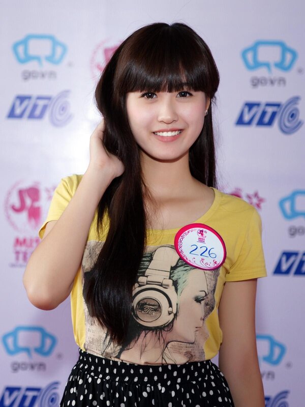 Young woman at event