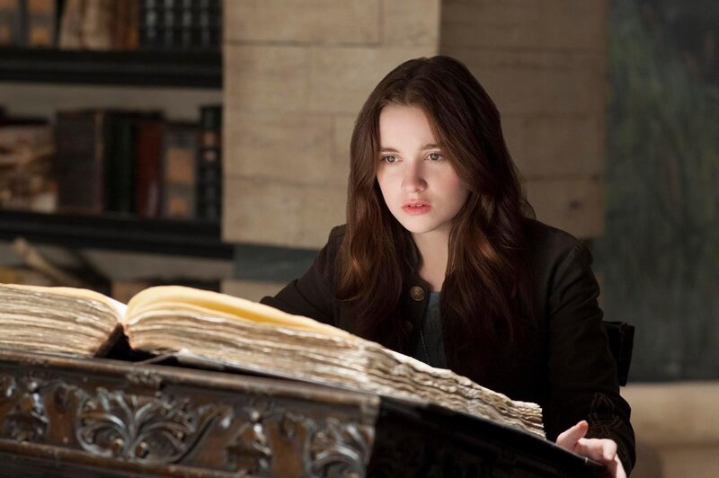 Young Woman Reading Book — Brown