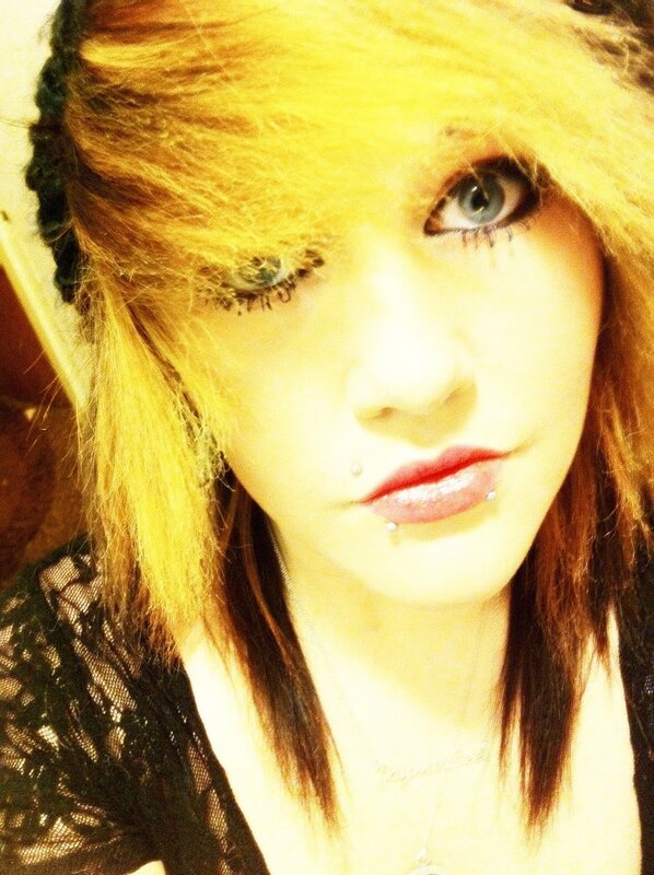 Young Woman with Blonde Hair — Yellow, Neutral