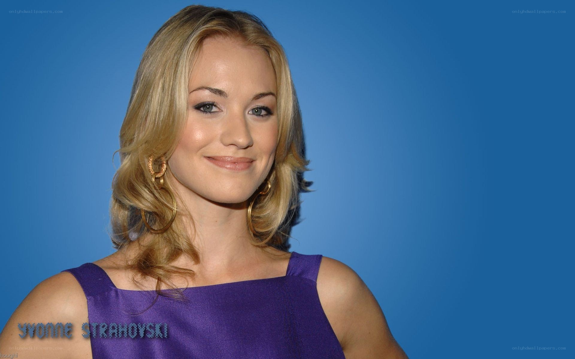 Yvonne Strahovski portrait