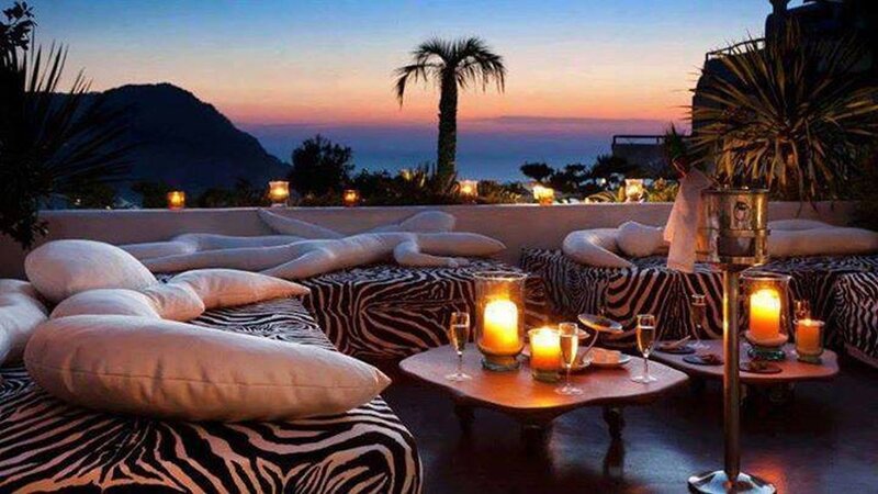 Zebra-print Lounge Area — Black