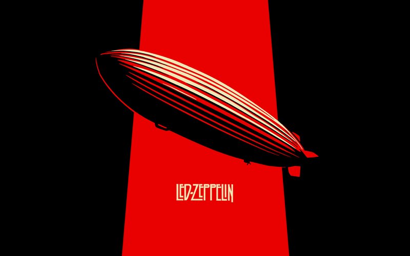 Zeppelin Airship — Red