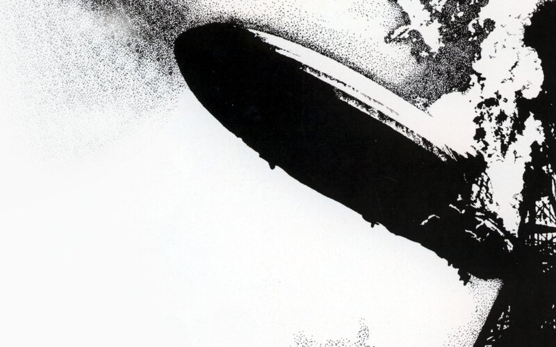 Zeppelin in flight