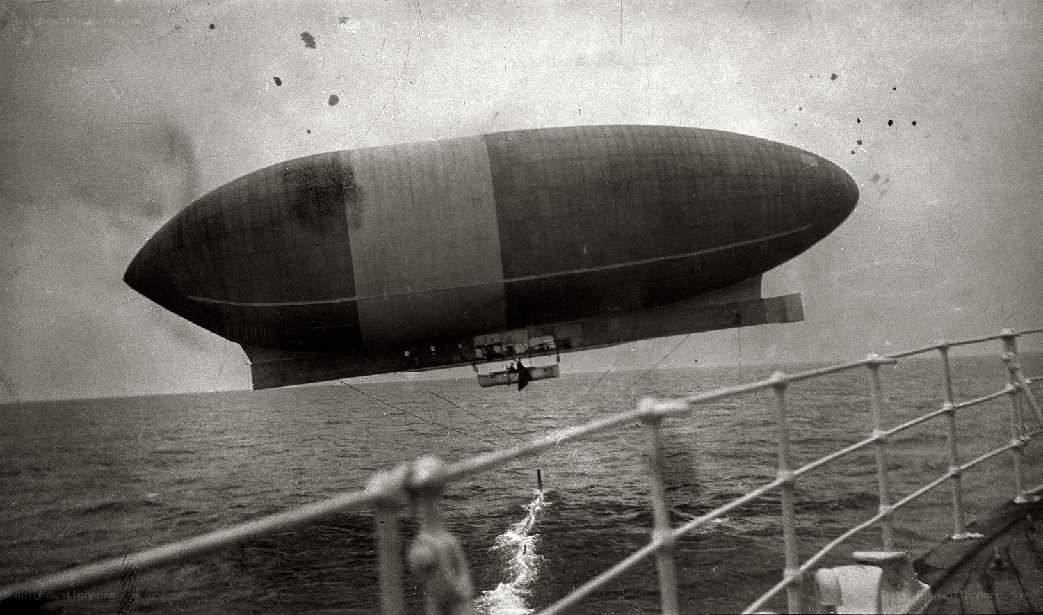 Zeppelin over the ocean
