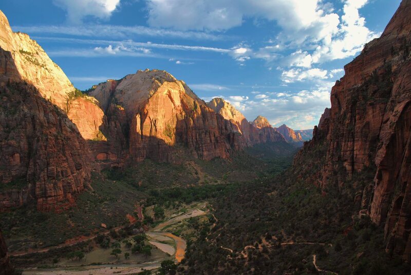Zion Canyon Landscape — Blue