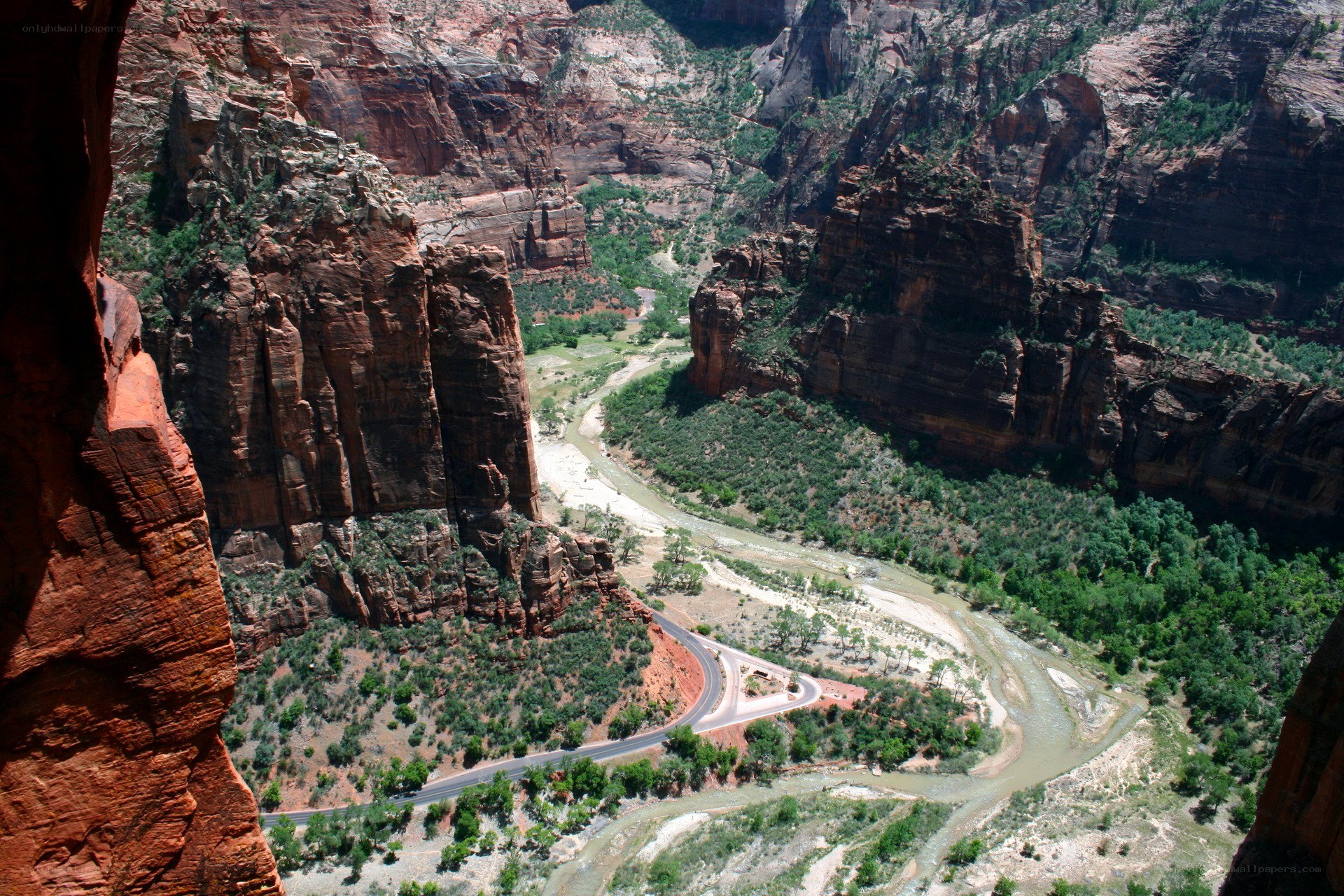 Zion Canyon winding road