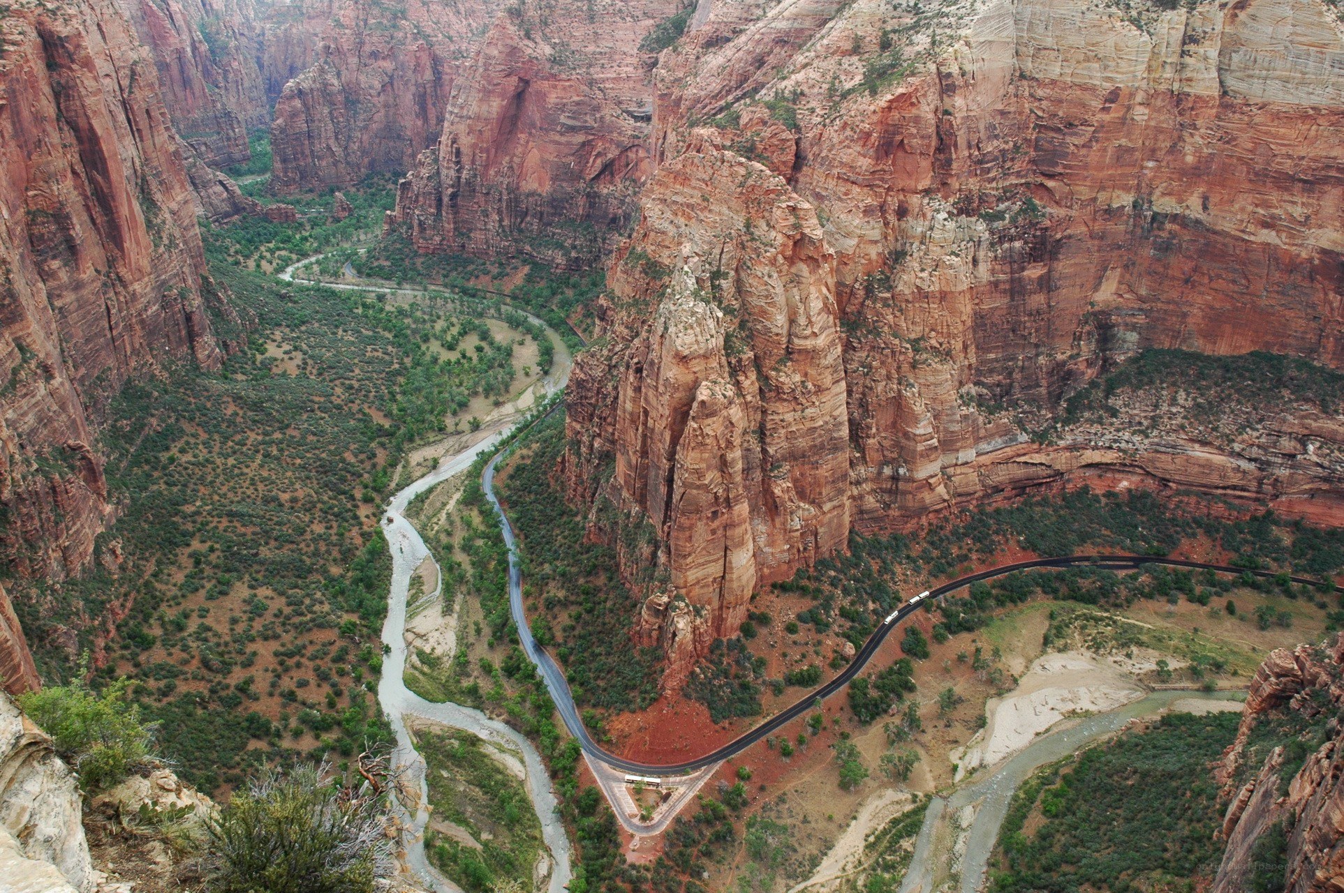 Zion Canyon winding road