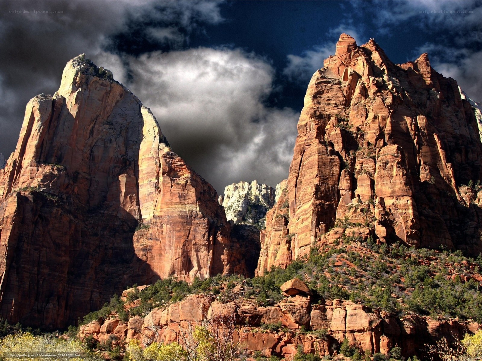 Zion National Park cliffs