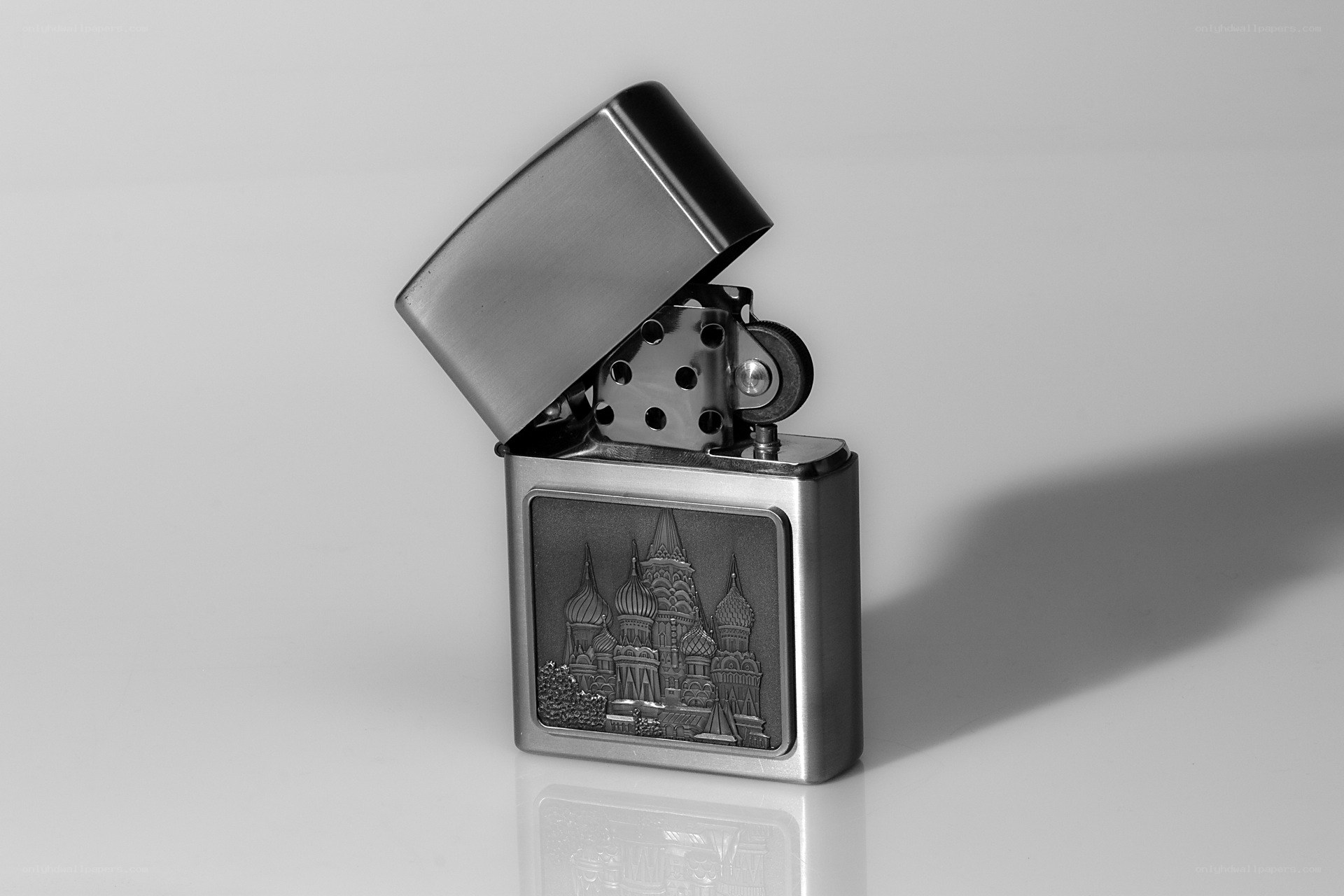 Zippo lighter with Moscow design