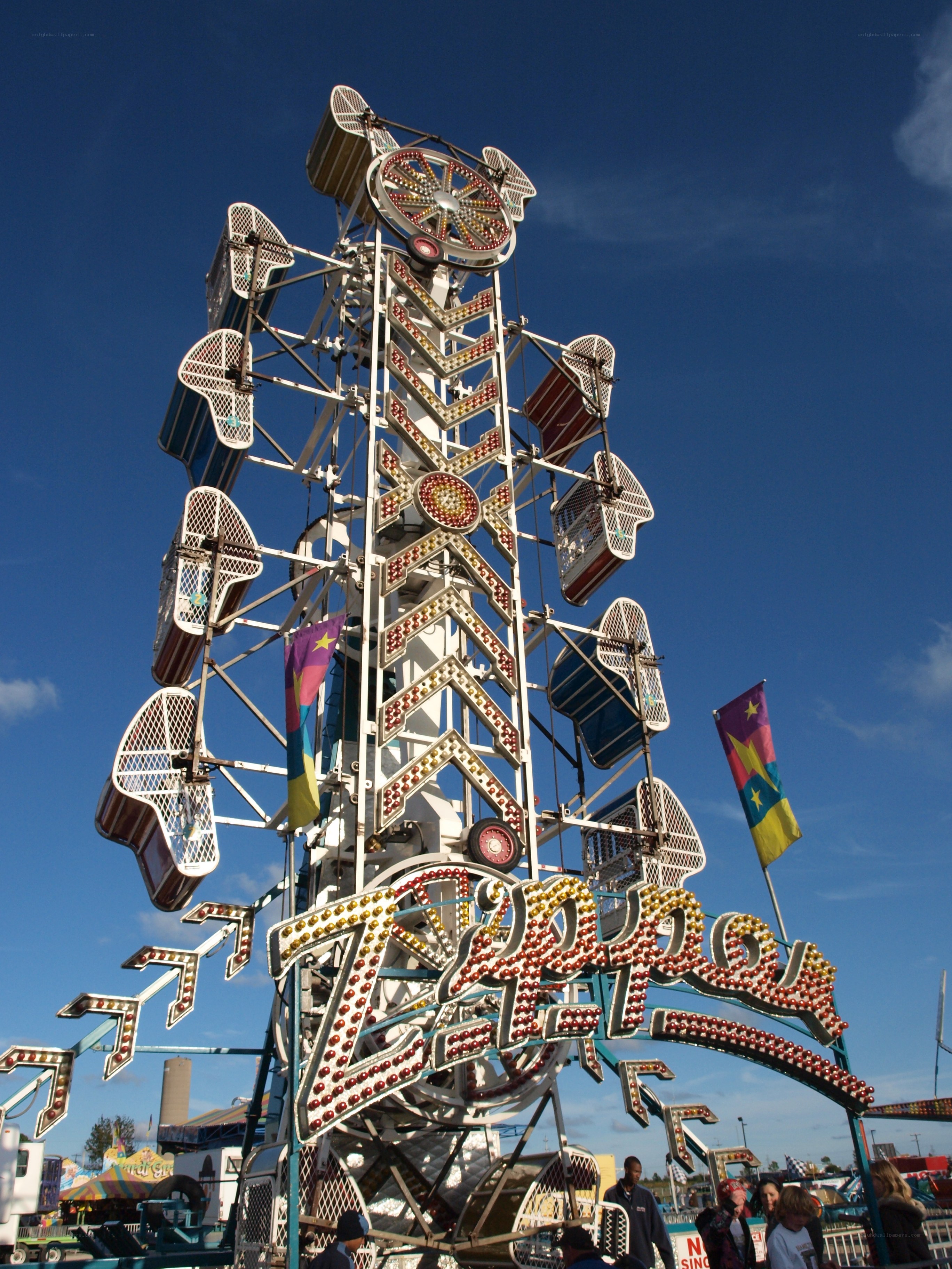 Zippo ride at a fair