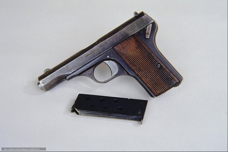 ZK 1935 pistol with magazine