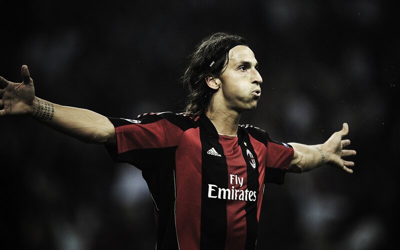 Zlatan Ibrahimović celebrates