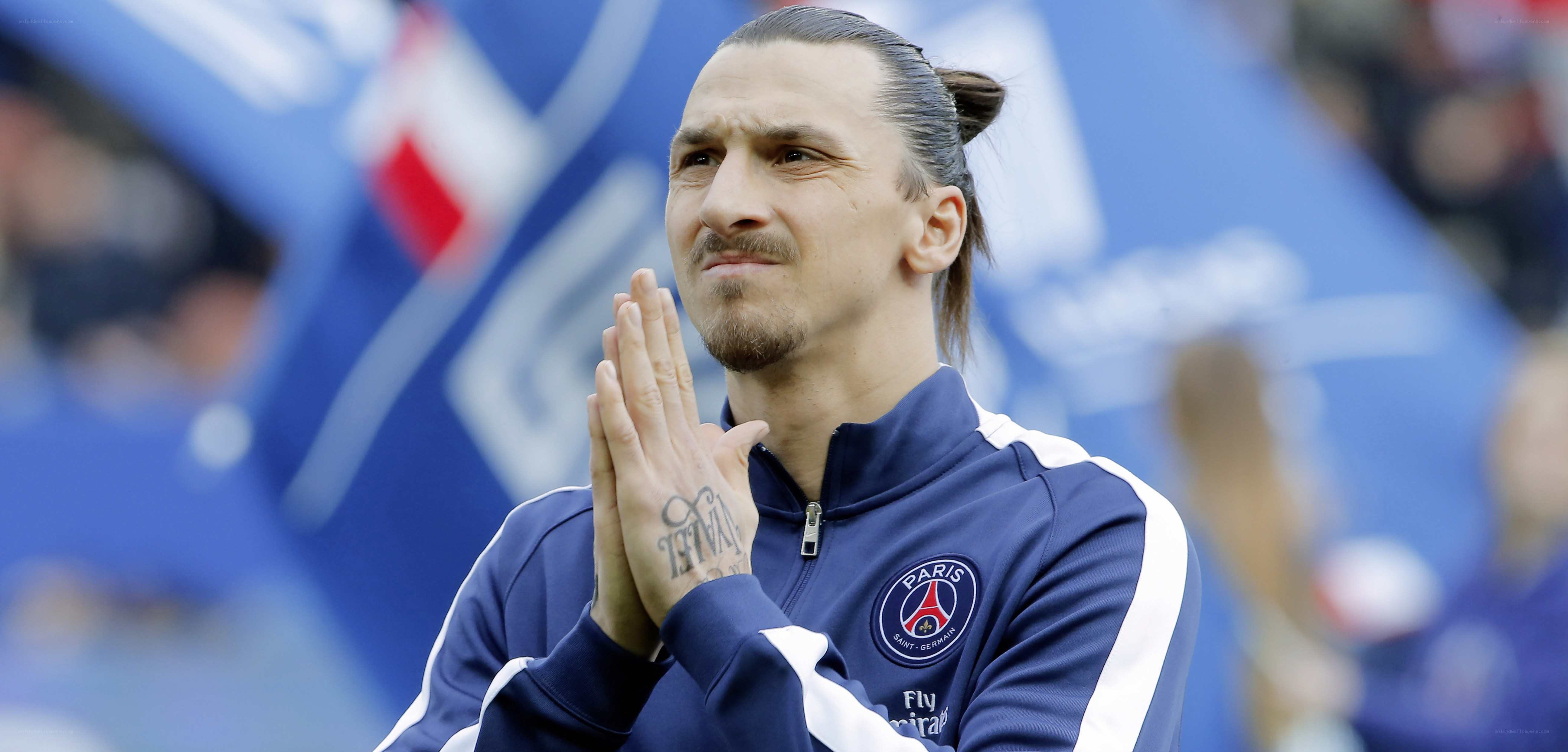 Zlatan Ibrahimović clapping