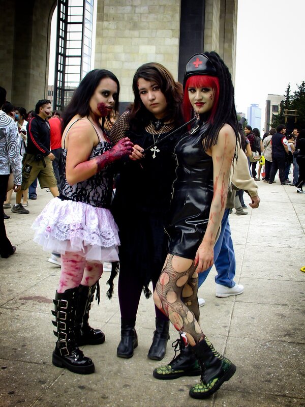 zombie cosplayers at event