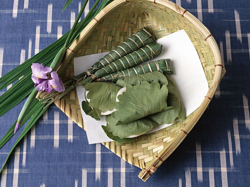 Zongzi in Bamboo Basket — Blue