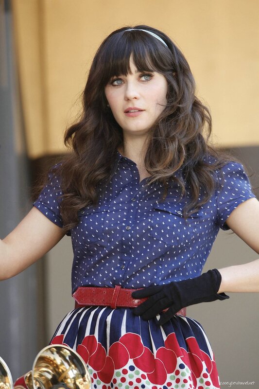 Zooey Deschanel in vintage outfit
